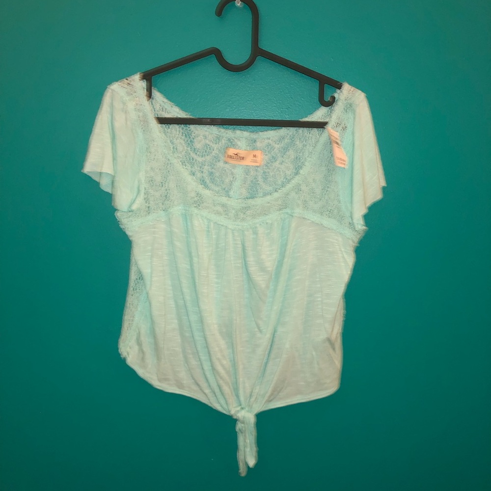 NWT 💖 Mint green hollister Flowy shirt